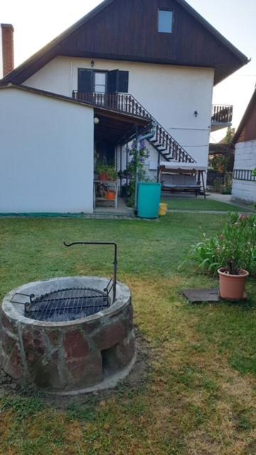 Ilona Apartmanok Balatonboglár Eksteriør bilde