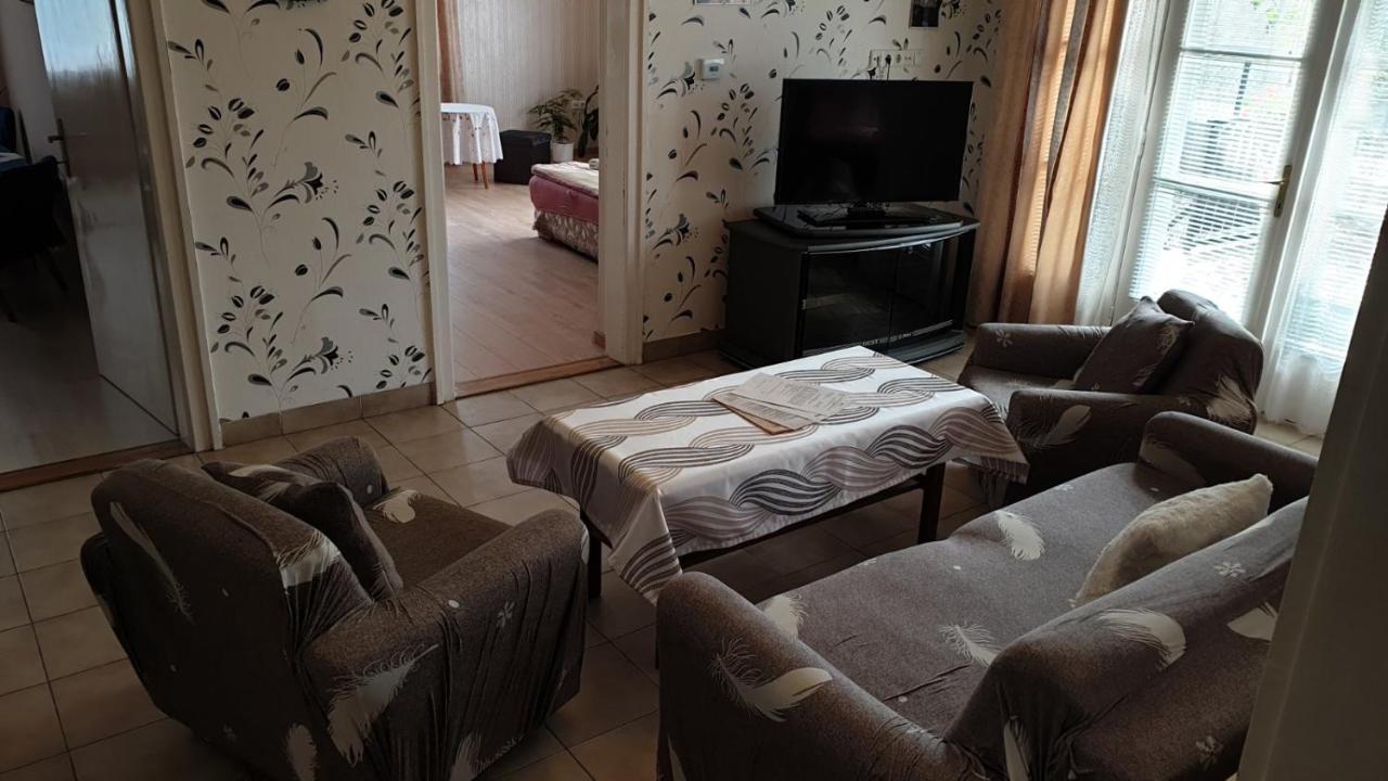 Ilona Apartmanok Balatonboglár Eksteriør bilde