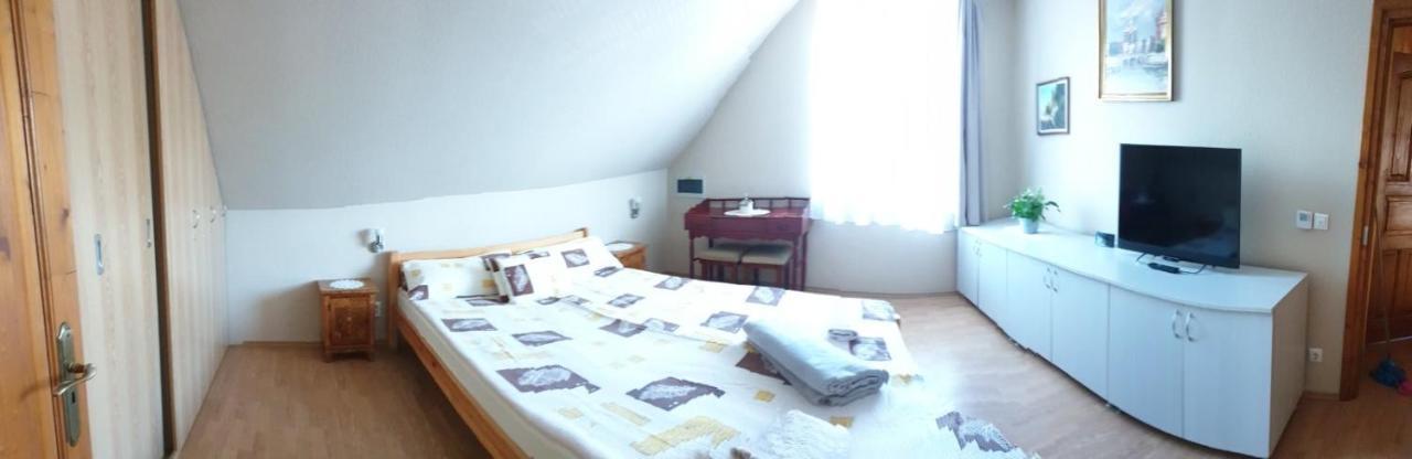 Ilona Apartmanok Balatonboglár Eksteriør bilde